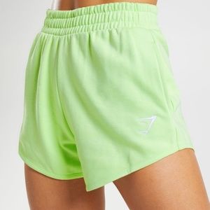 GYMSHARK TRAINING SWEAT SHORTS: KIWI GREEN - SIZE XS